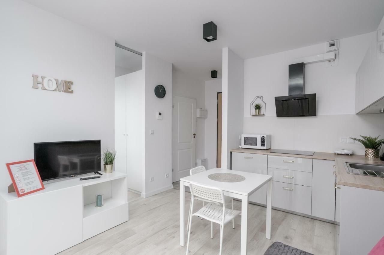 Chill Apartments Wola Varsó Kültér fotó