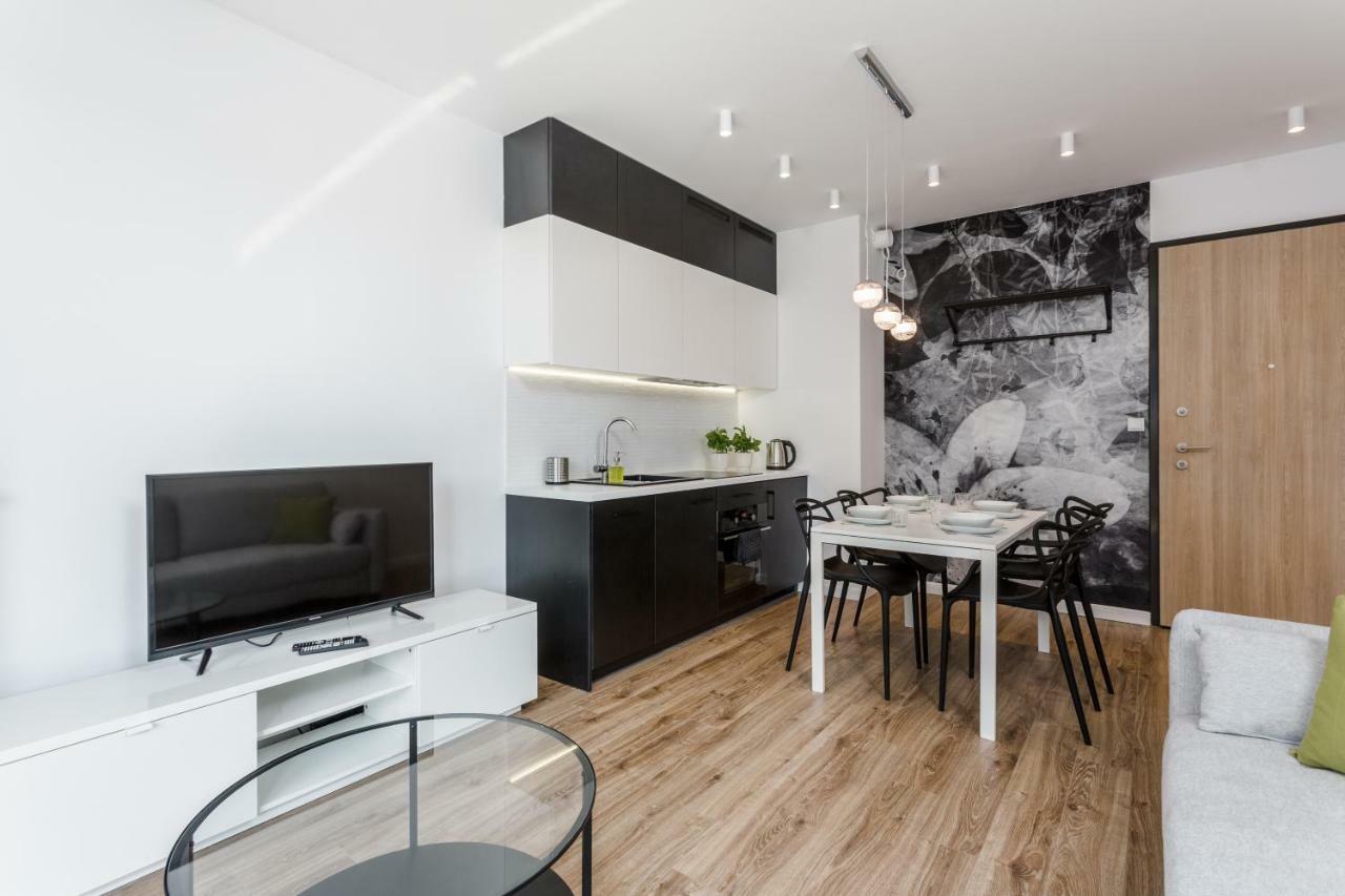 Chill Apartments Wola Varsó Kültér fotó